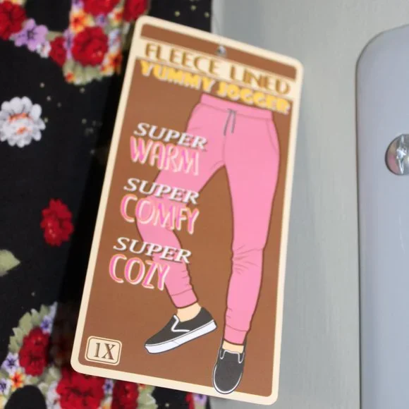 Women's Fleece Lined Jogger Pant - Skull Floral Print - NWT - Picture 4 of 10